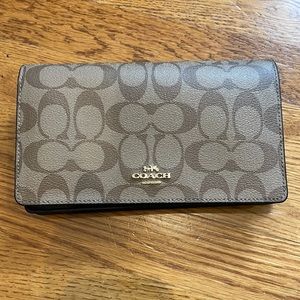 Small Coach crossbody. NWT